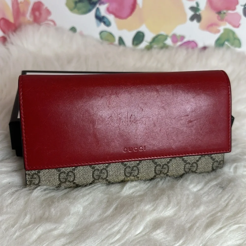 💯Authentic Gucci Long Wallet 🍀 - Picture 13 of 17